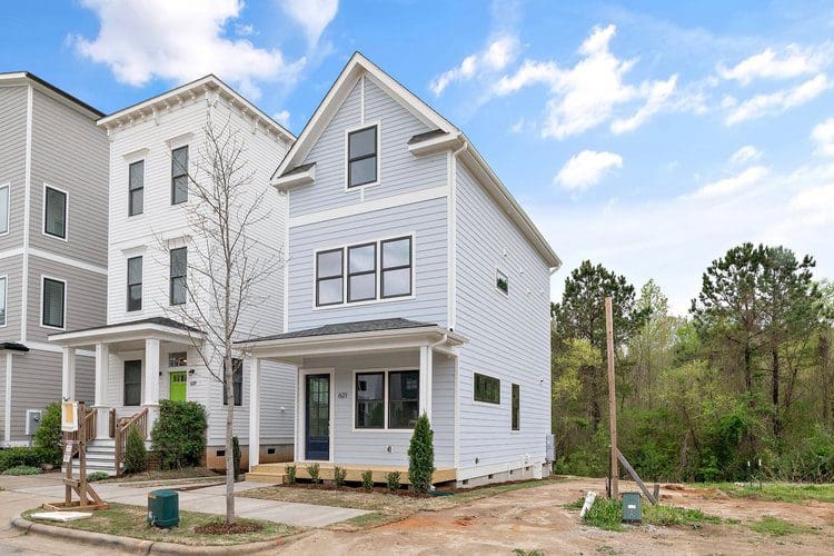 3-web-or-mls-621+Velma+Hopkins+(21+of+21)